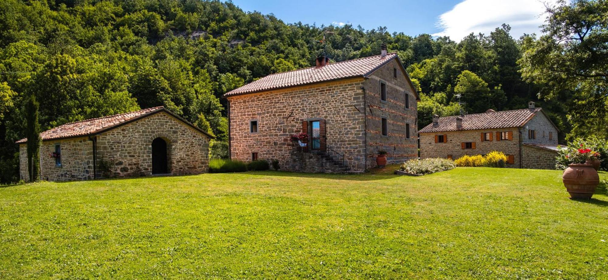 Agriturismo Terrazza Sul Parco Bagno di Romagna Luaran gambar
