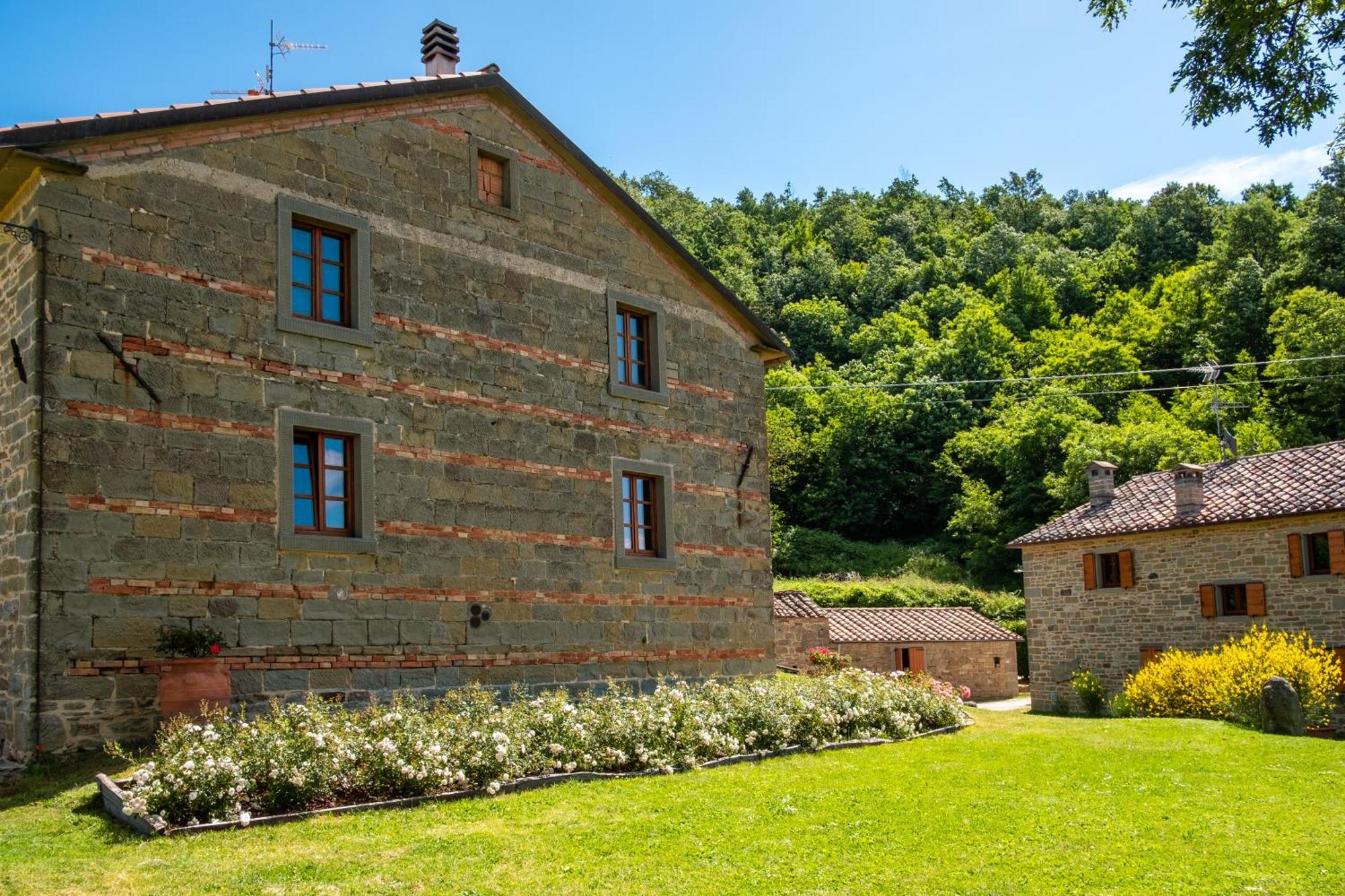 Agriturismo Terrazza Sul Parco Bagno di Romagna Luaran gambar